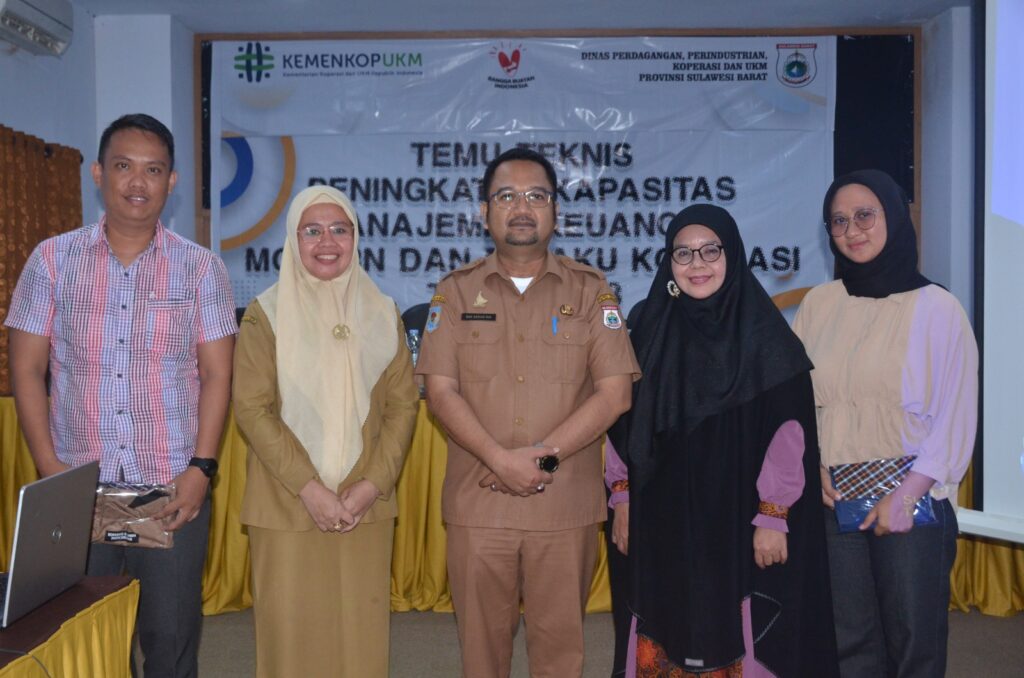 Dinas Dagperinkop-UKM Sulbar Dorong Pemanfaatan Platform Digital Keuangan bagi Koperasi 
